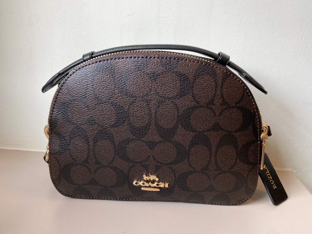 Tory Burch Bag Real vs Fake Guide 2023: How to Tell if a Tory Burch Bag is  Original? - Extrabux