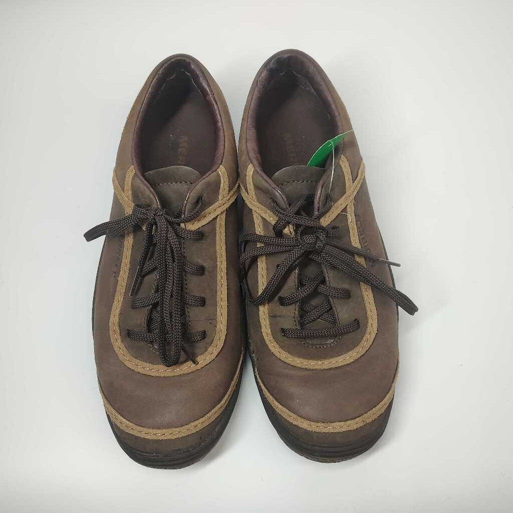 Merrell Shoes 7.5 Brown