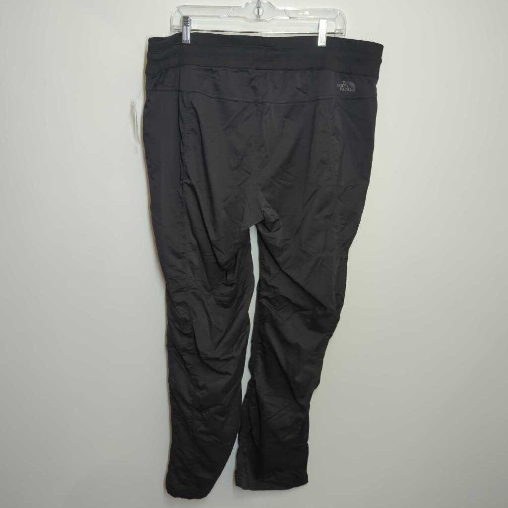 North Face Athletic Bottoms XXL Black