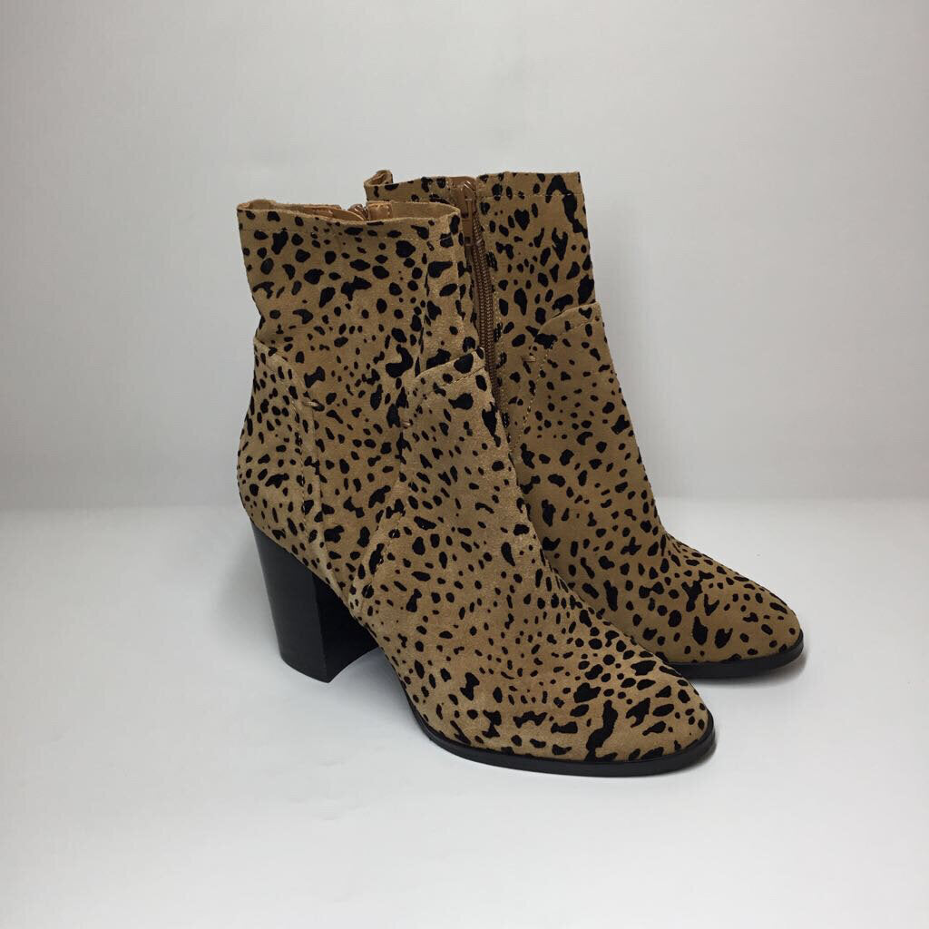 Talbots Boots 8 Brown Animal Print