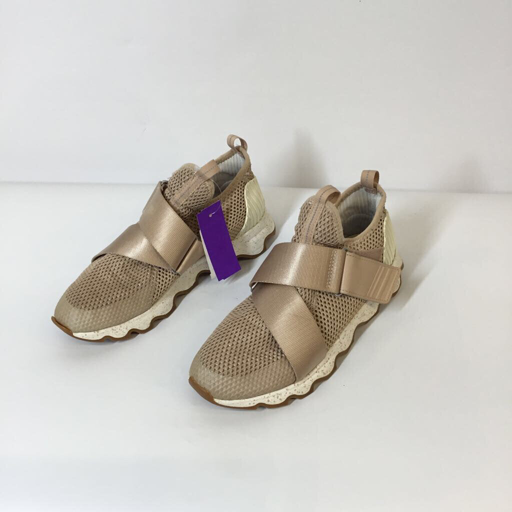 Sorel Shoes 7.5 Cream/Tan