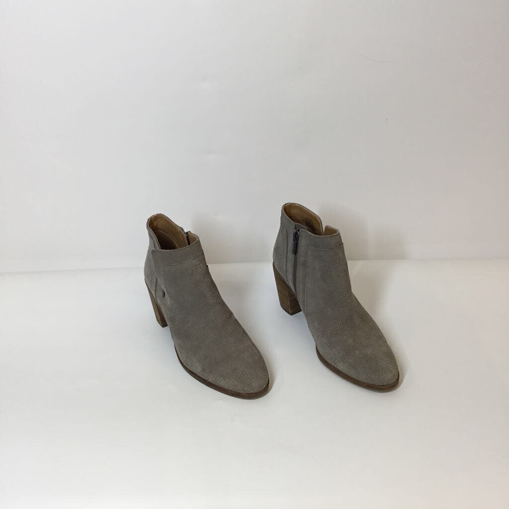 Lucky Brand Shoes 8.5 Grey