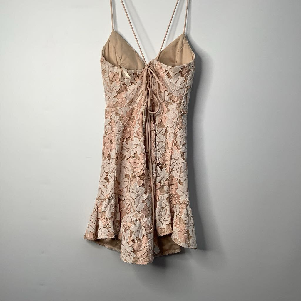 Dress XS Nude Lace