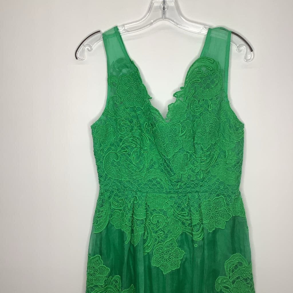 Dress 10/M Green