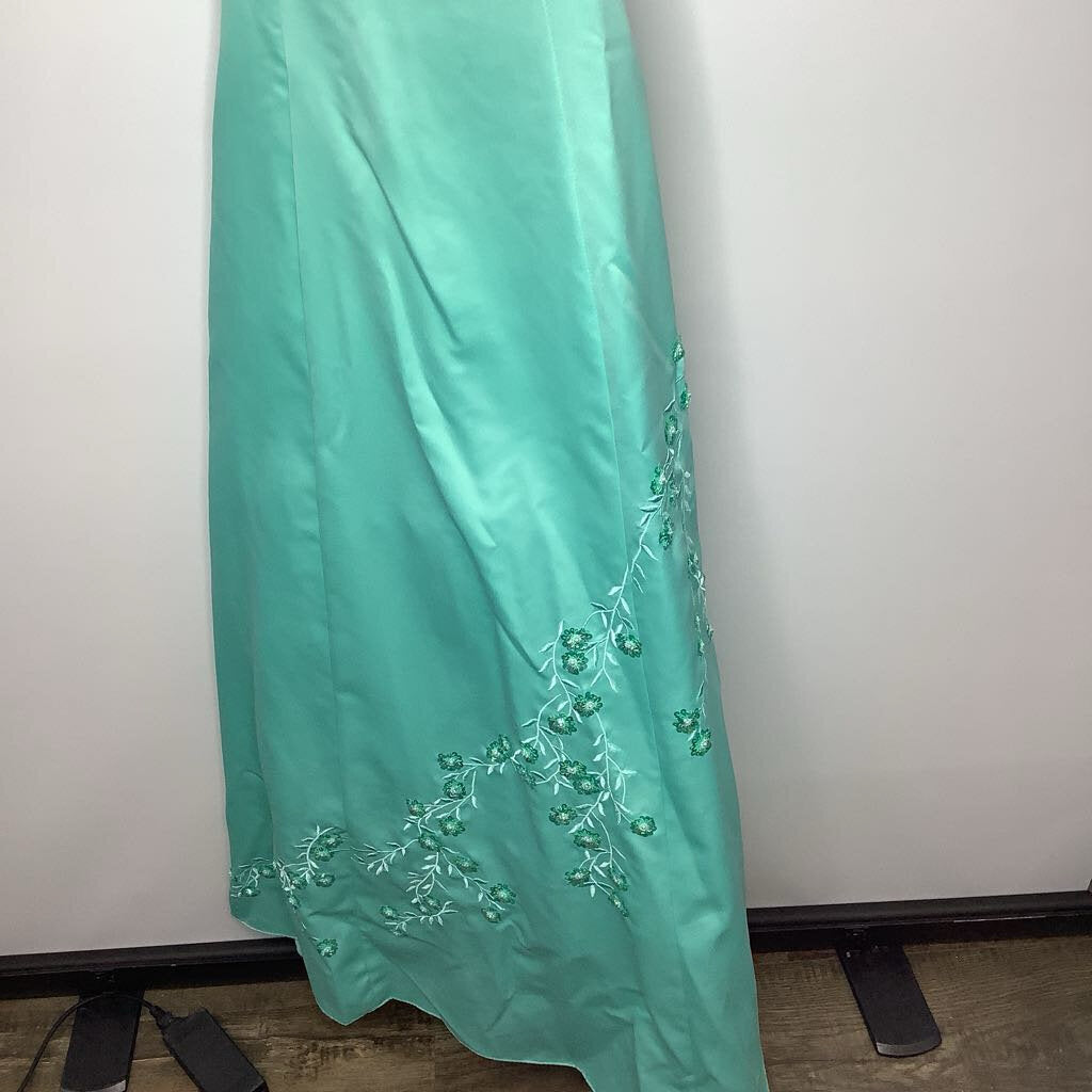 City Triangles Prom Dress 9/10 Mint