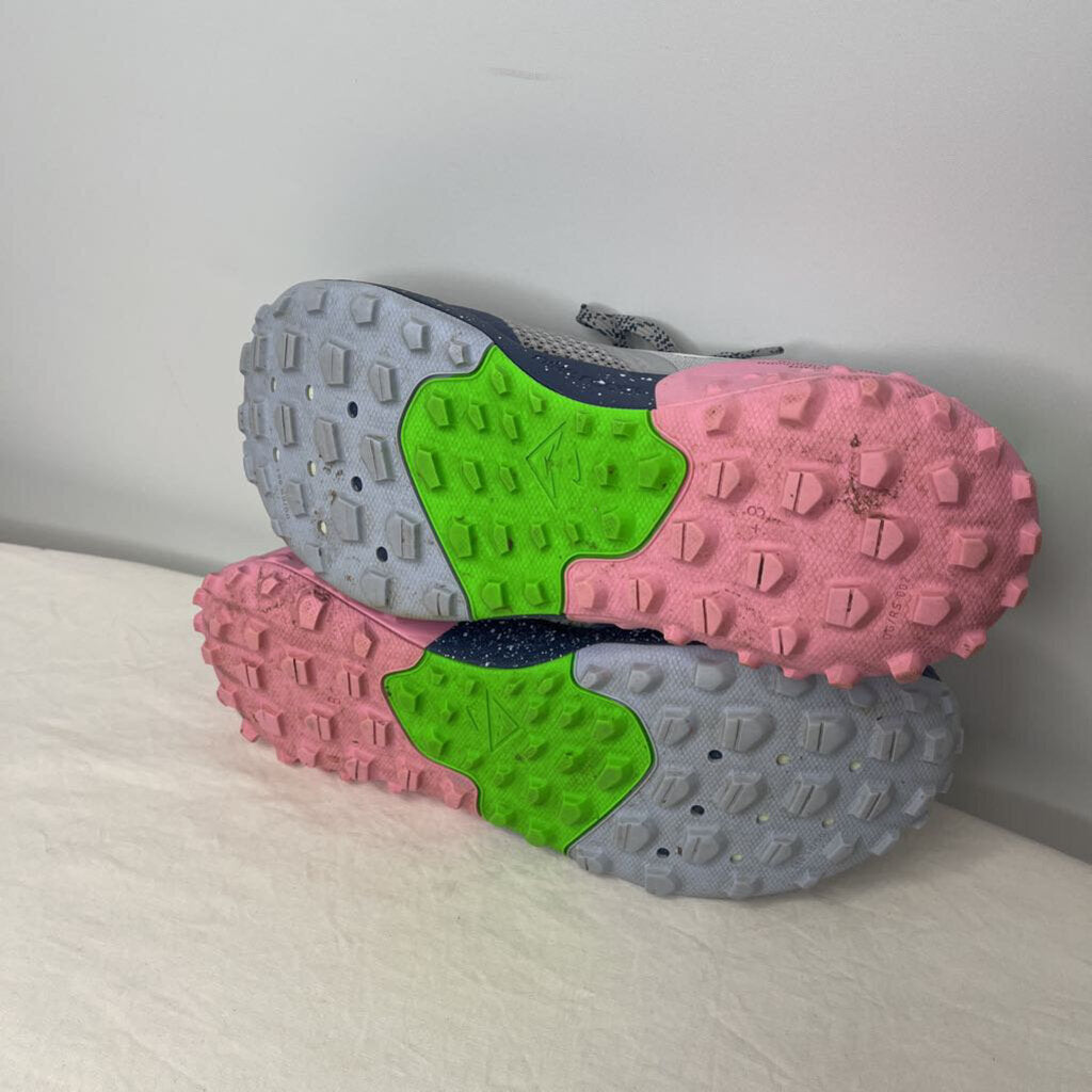 Nike Shoes 8.5 Gray/Blue/Pink