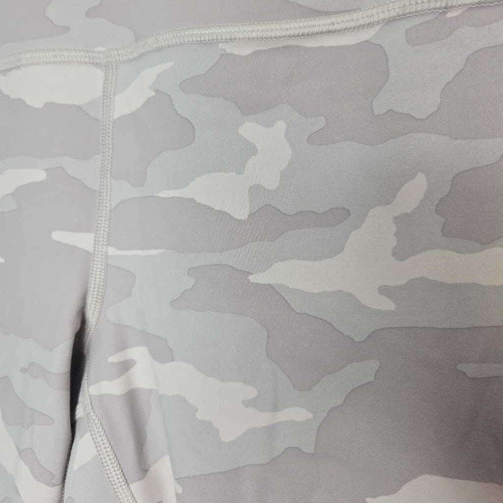 Athleta Athletic Bottoms XS Beige Camo