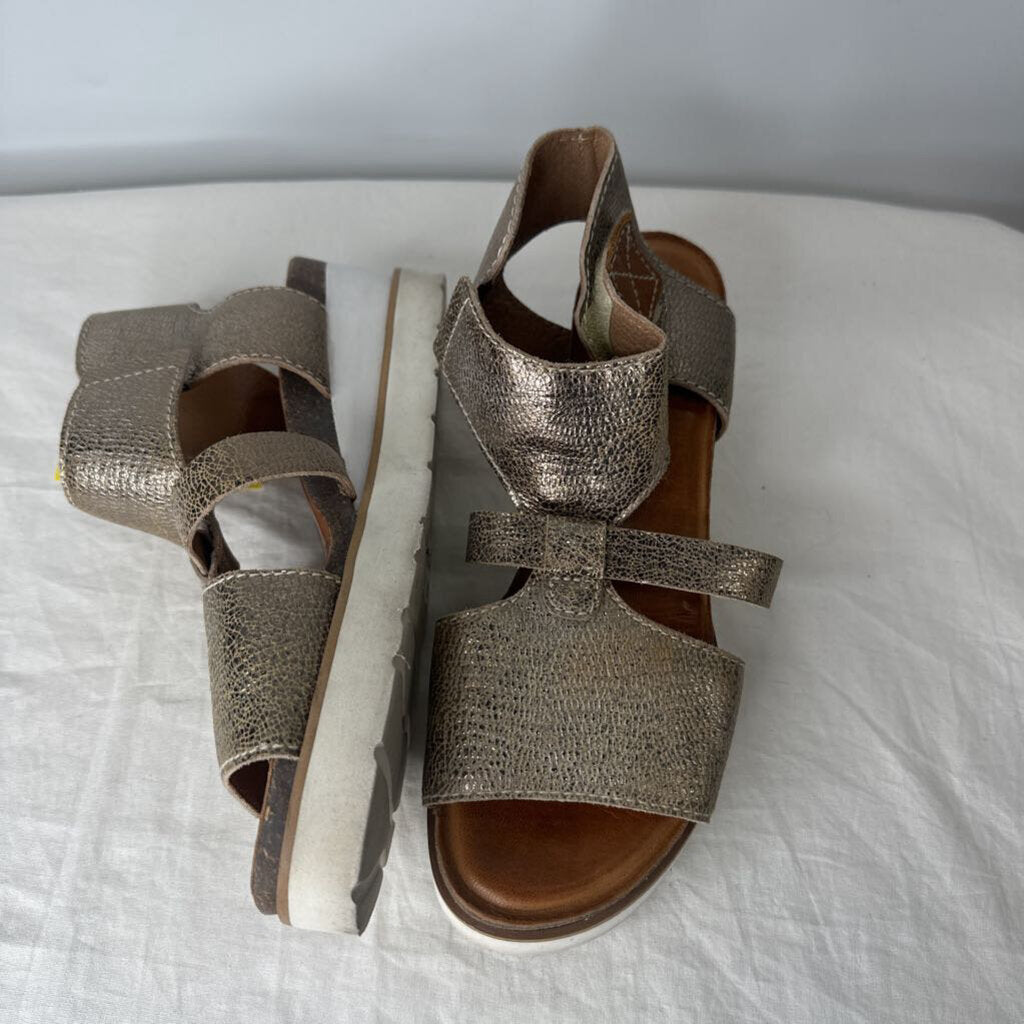 Diba Sandals 8.5 Gold/tan/cream