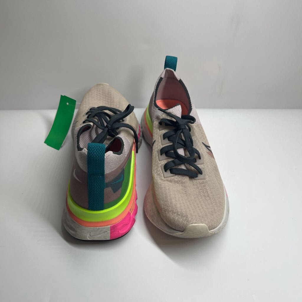 Nike Shoes 10.5 Taupe/Multi