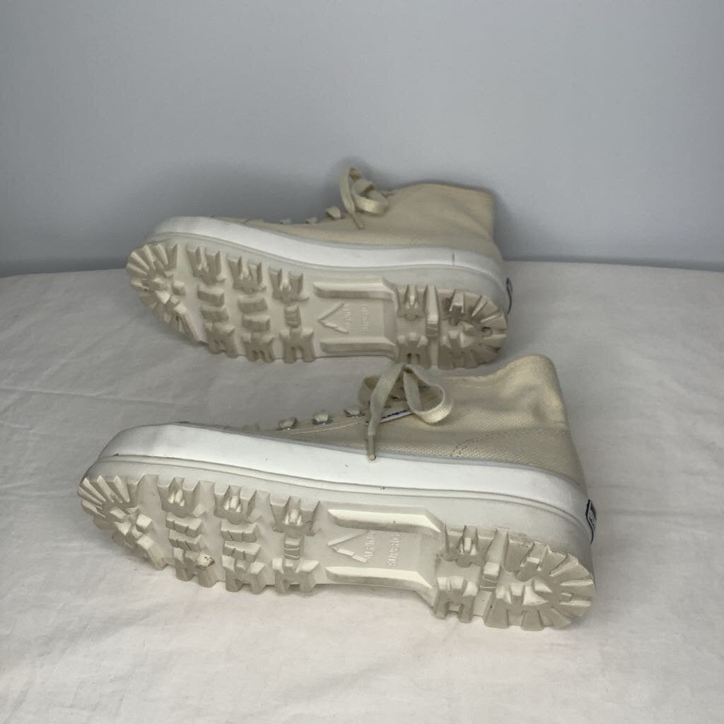 Superga Shoes 6 Cream/White