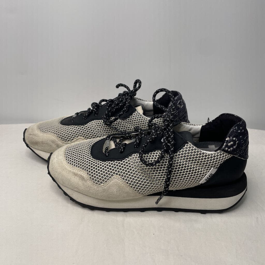 P448 Shoes 7.5 Black/Cream