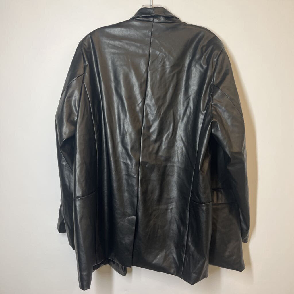 Arula Outerwear 3X Plus Black