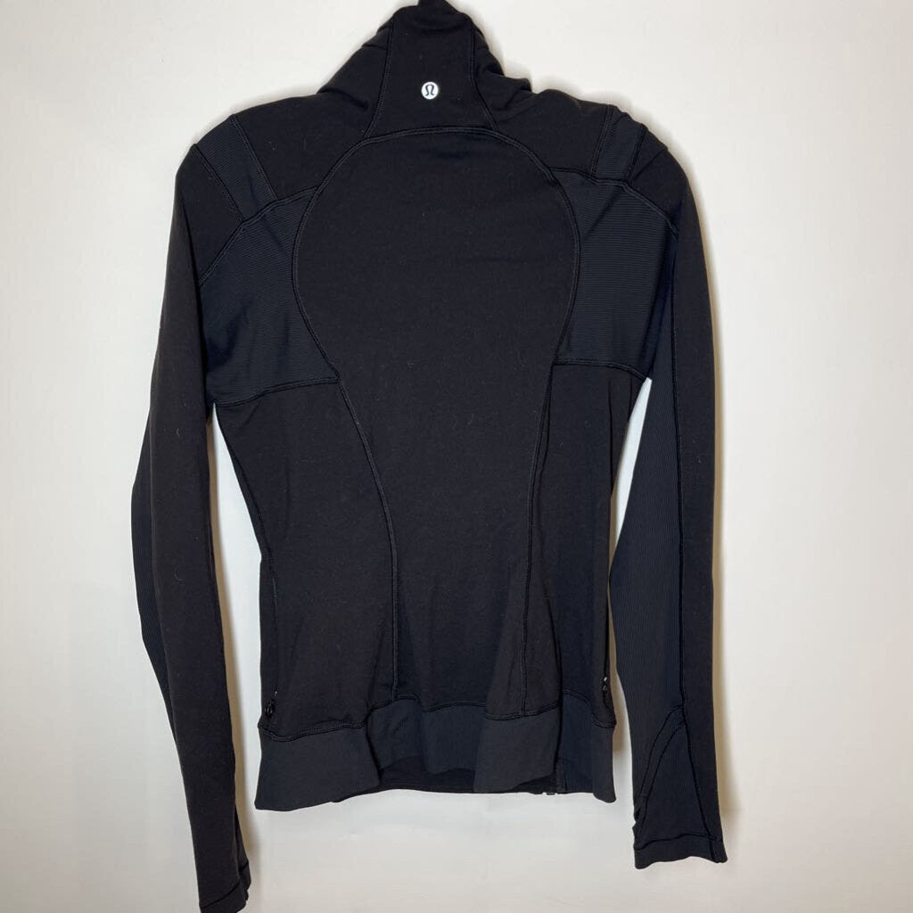 Lululemon Athletic Tops M/8 Bklack