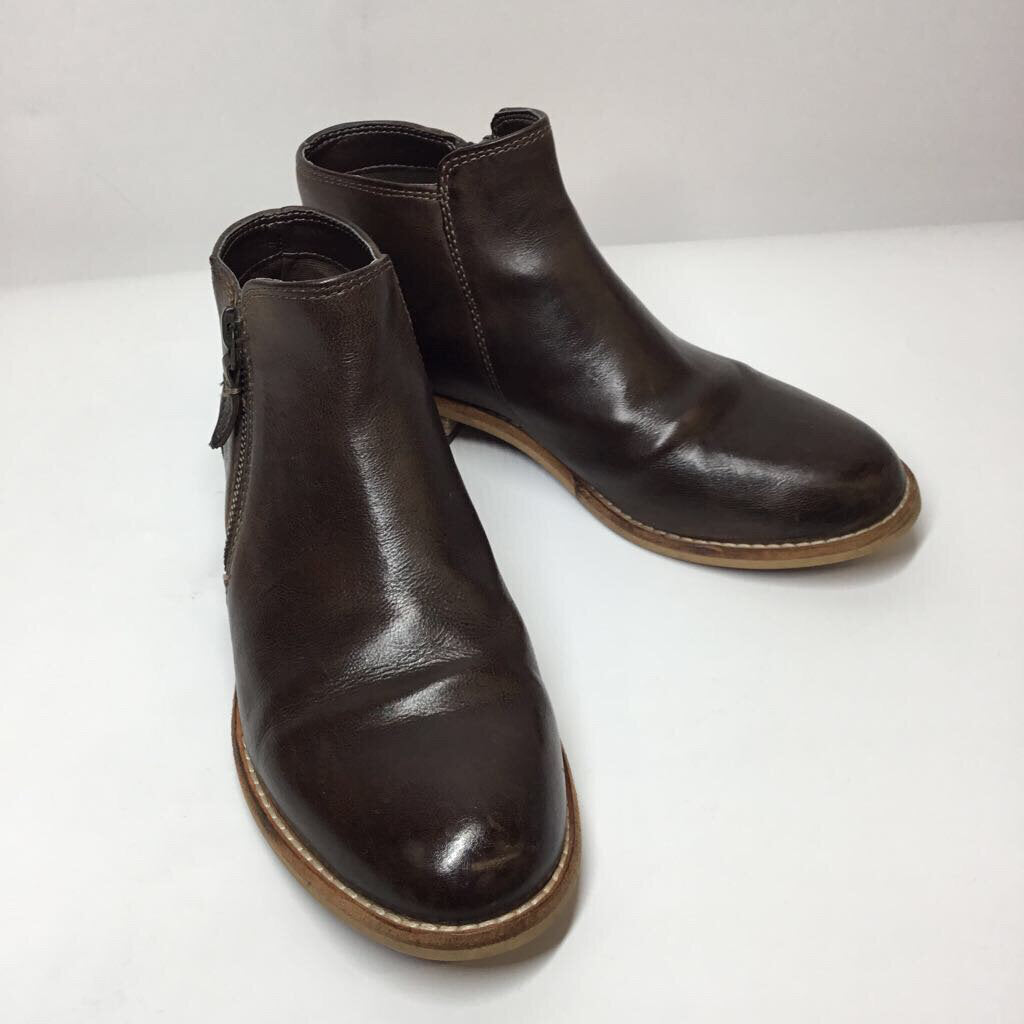 Clarks Boots 6 Brown