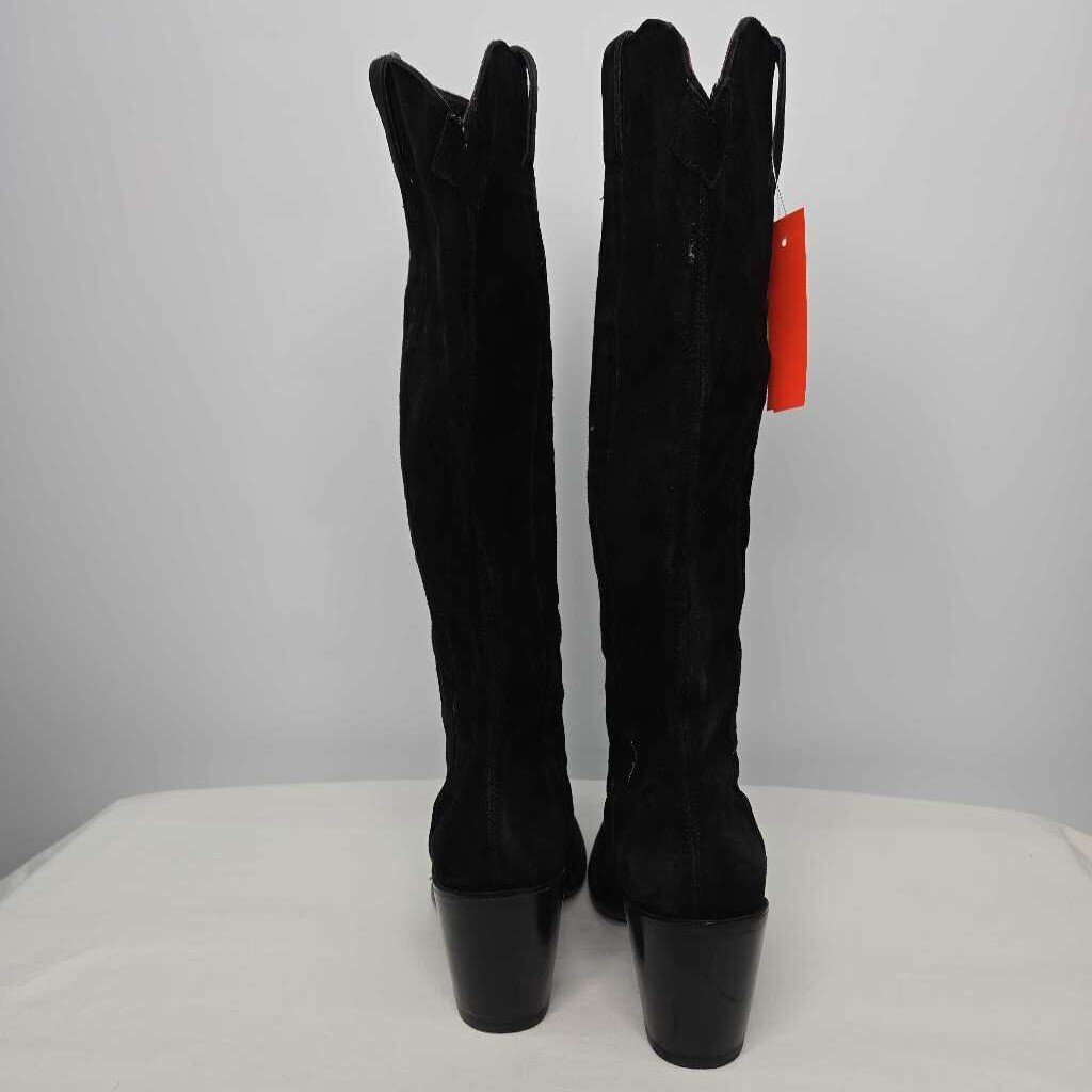 Boots 8 Black Suede