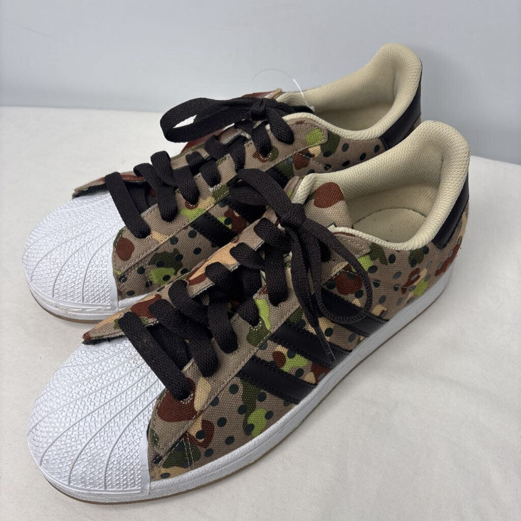 Adidas Shoes 9.5 Tan/Green/Brown