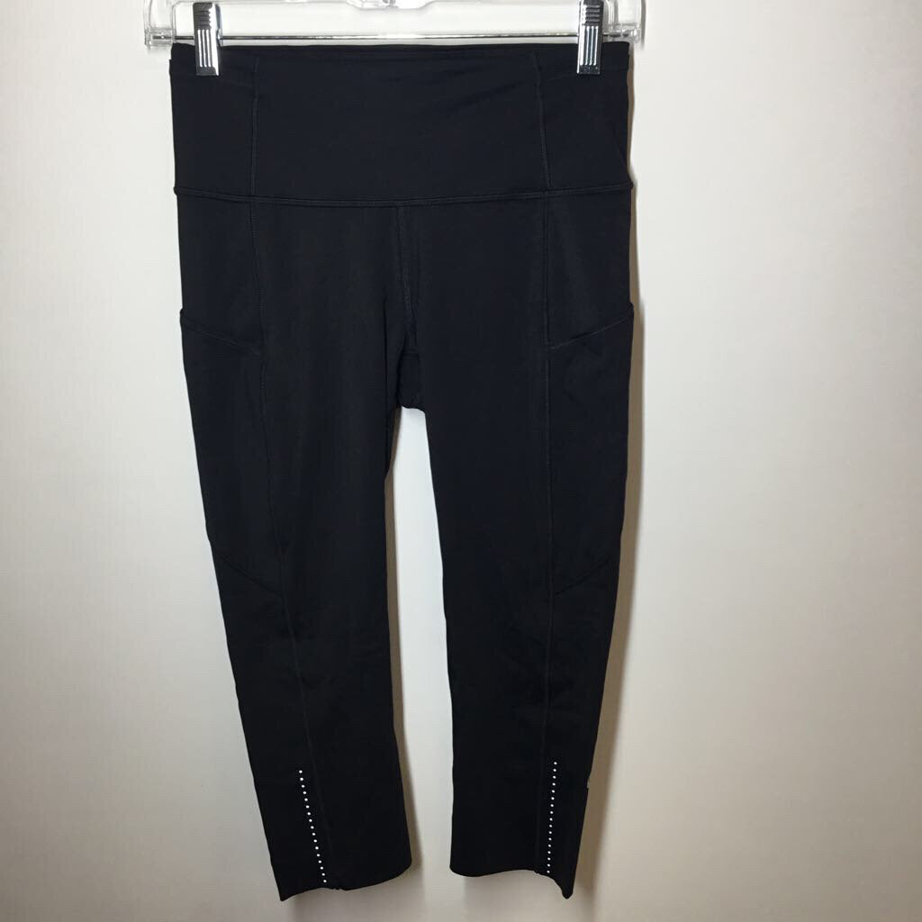 Lululemon Athletic Bottoms S/M Black