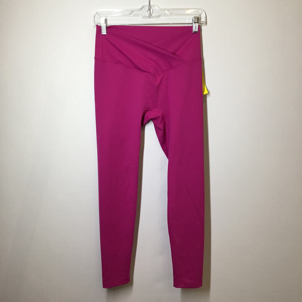 Lululemon Athletic Bottoms 8/M Pink