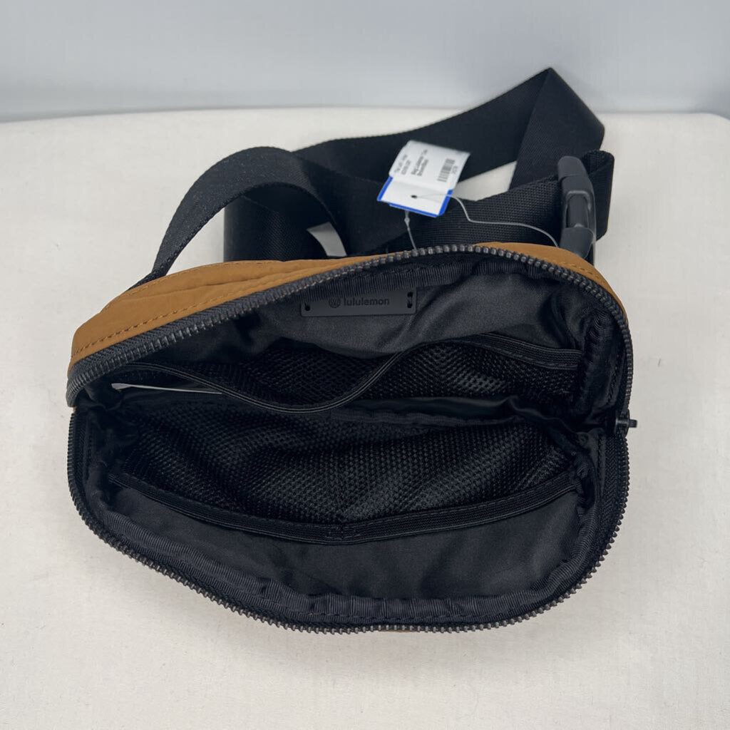Lululemon Bag Camel Brown/Black