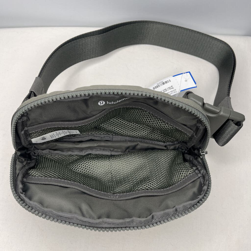 Lululemon Bag Belt bag Sage green