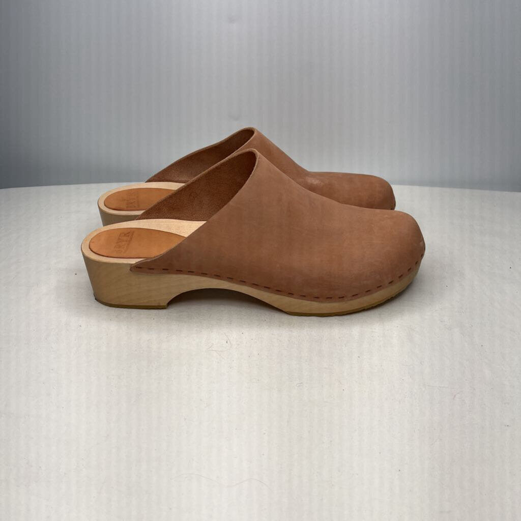 Shoes 11 Tan