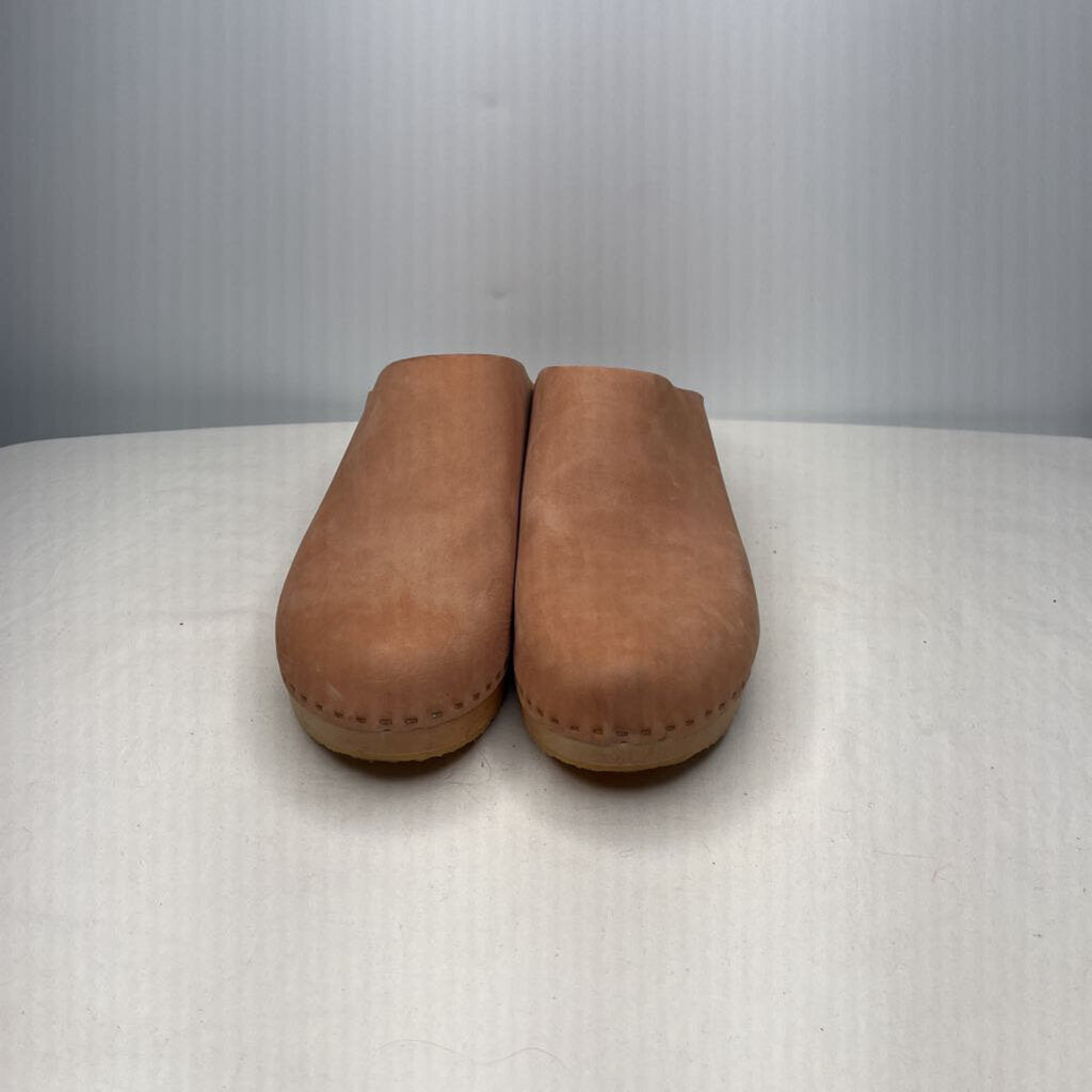 Shoes 11 Tan