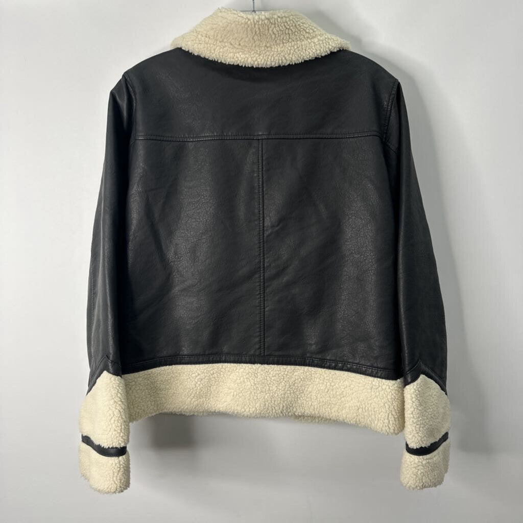 Universal Thread Outerwear M Black/Cream