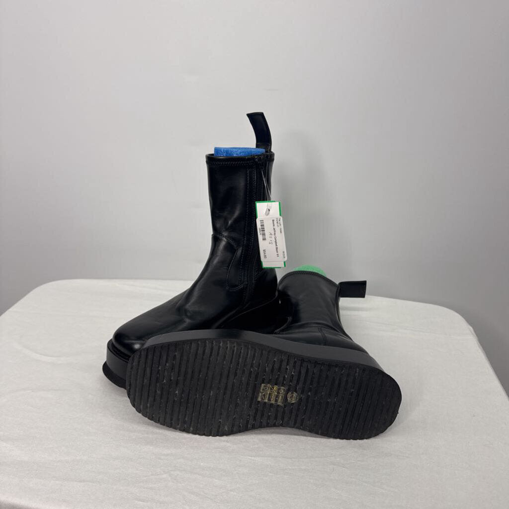 Boots 6.5 Black
