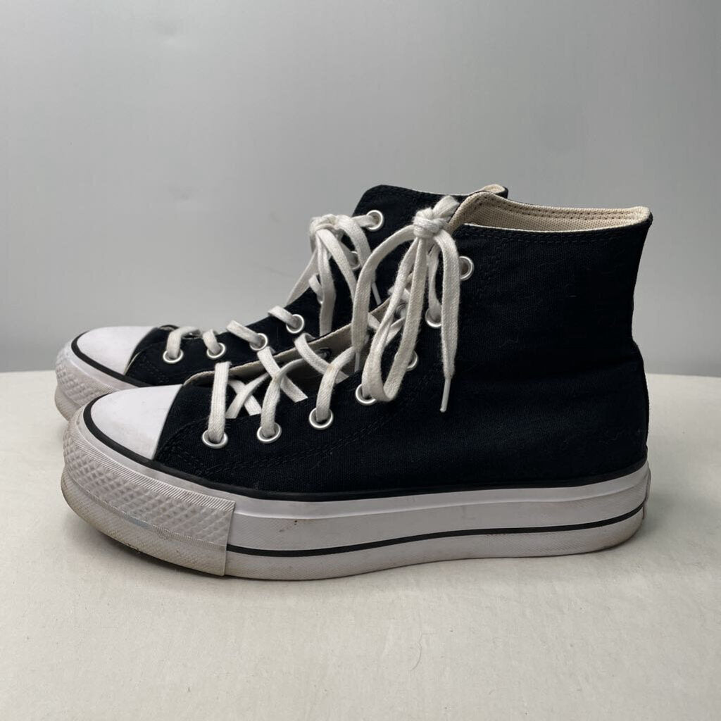 Converse Shoes 8.5 Black/white