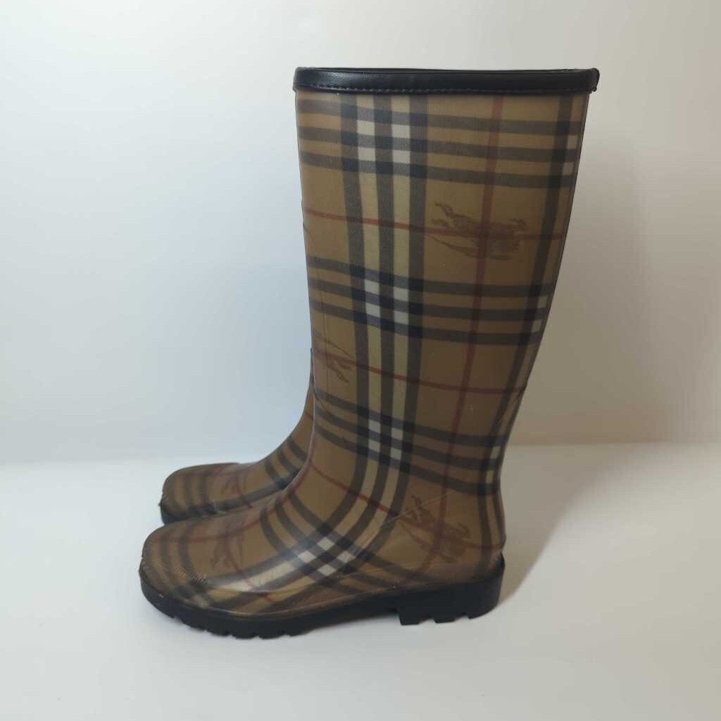 Burberry LUXURY 10 Burberry Check