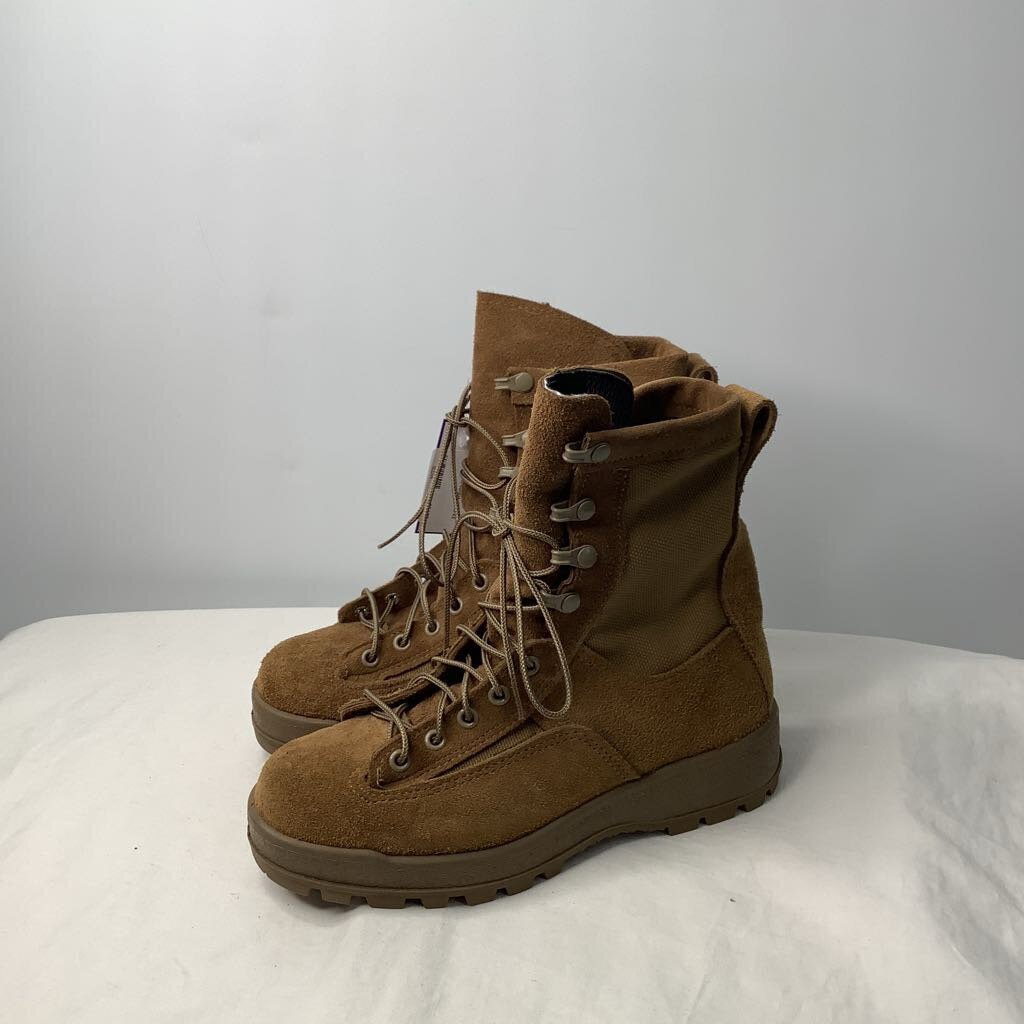 Boots 4.5 Camel