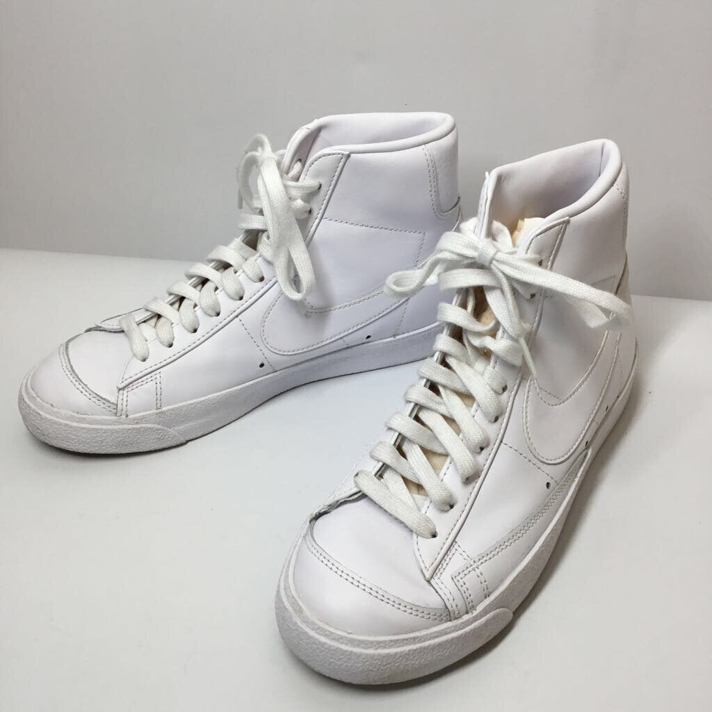 Nike Shoes 8 White