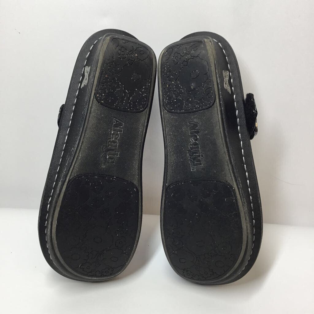Alegria Shoes 7.5 Black/Floral