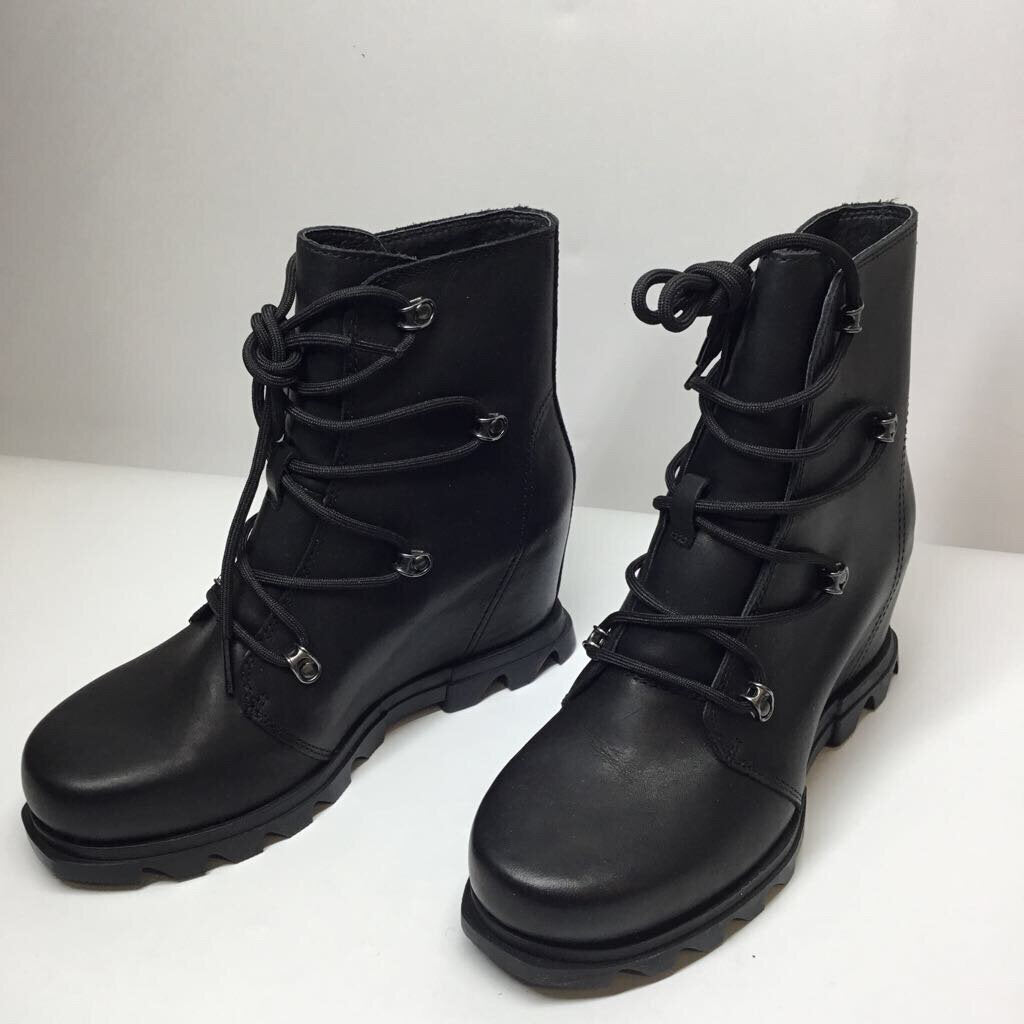 Sorel Boots 7.5 Black