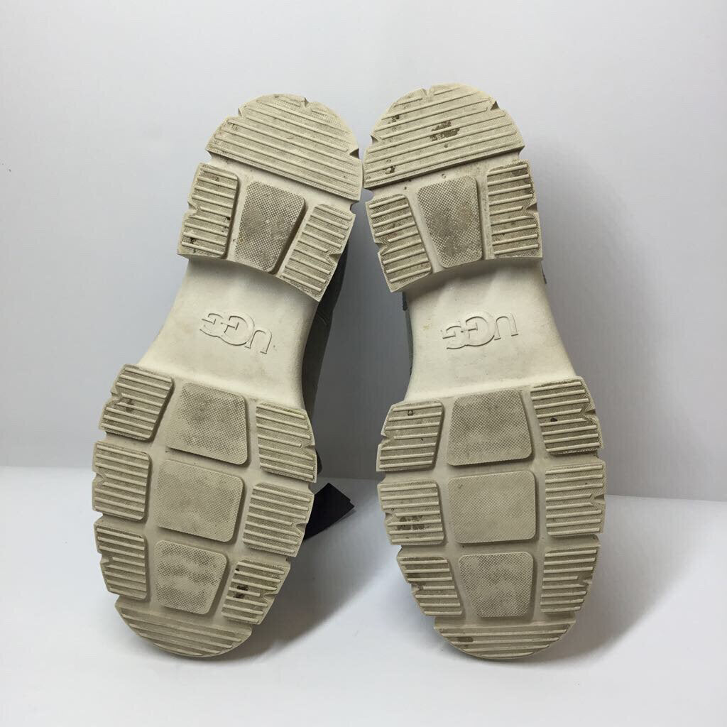 Ugg Shoes 9.5 Green