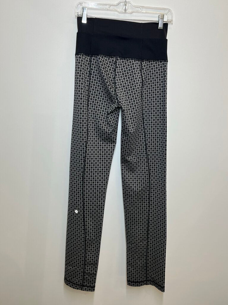 Lululemon Athletic Bottoms S Black/Gray