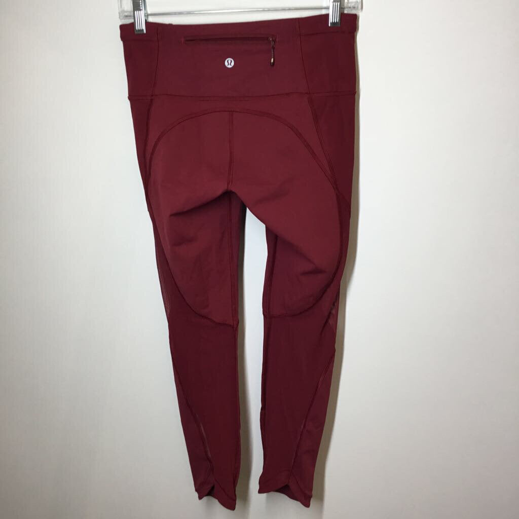 Lululemon Athletic Bottoms 6/S Red
