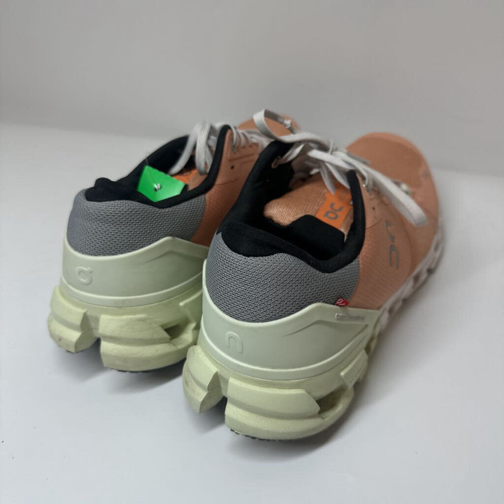 On Cloud Shoes 10 Mint/Orange