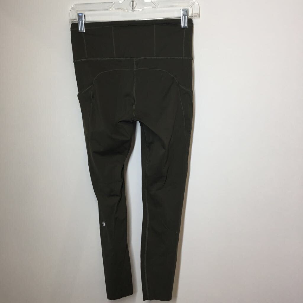 Lululemon Athletic Bottoms 6/S Green