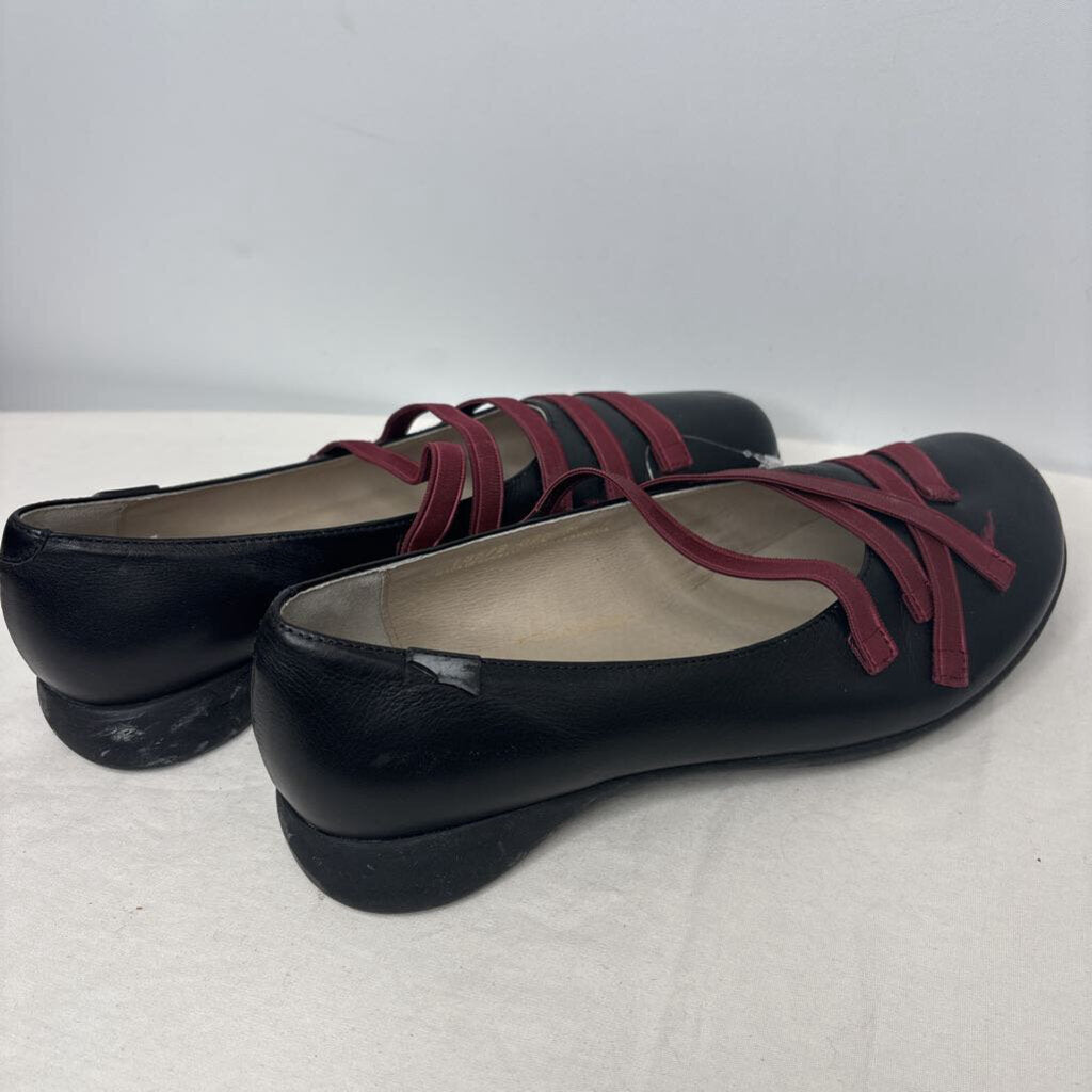 Shoes 8/8.5 Black/Maroon