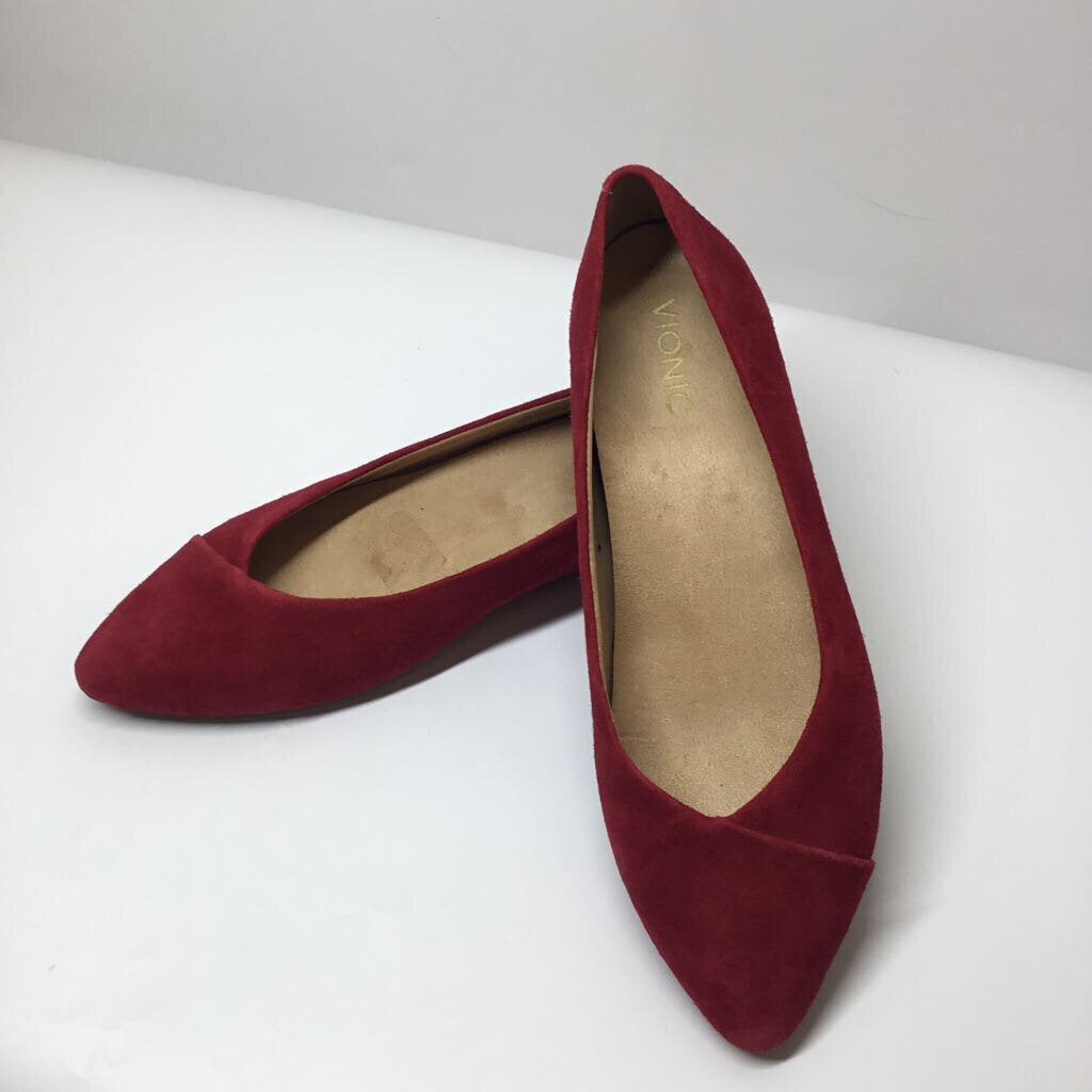 Vionic Shoes 9.5 Red