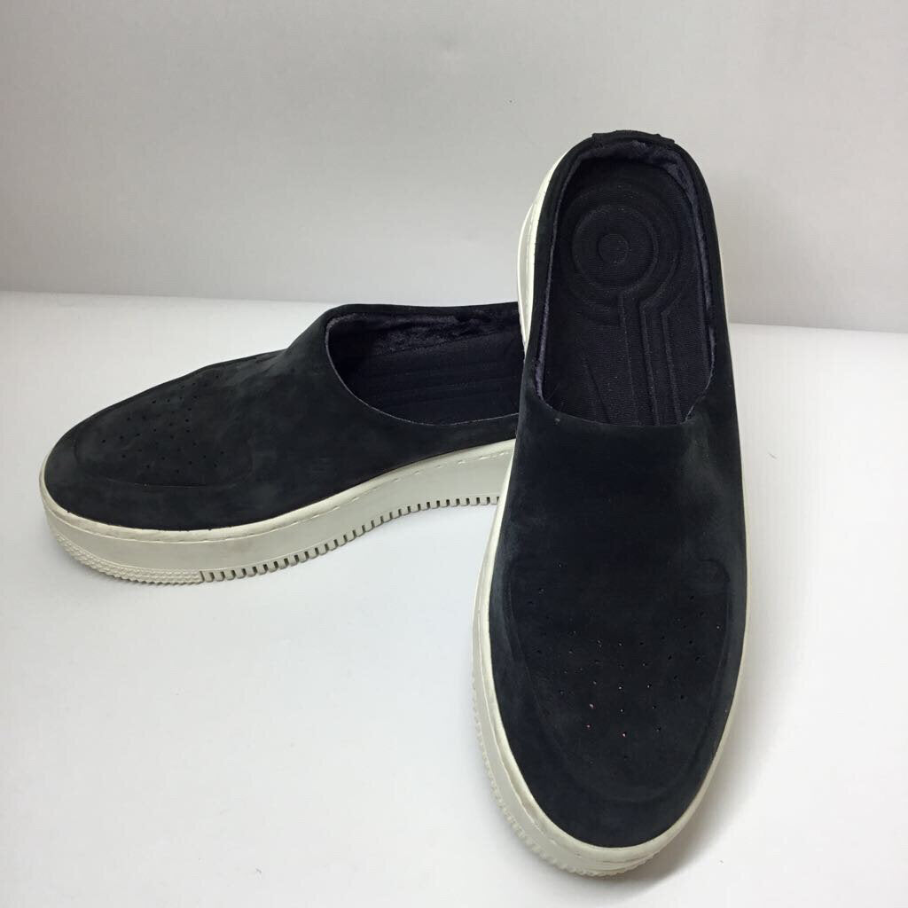 Nike Shoes 9 Black