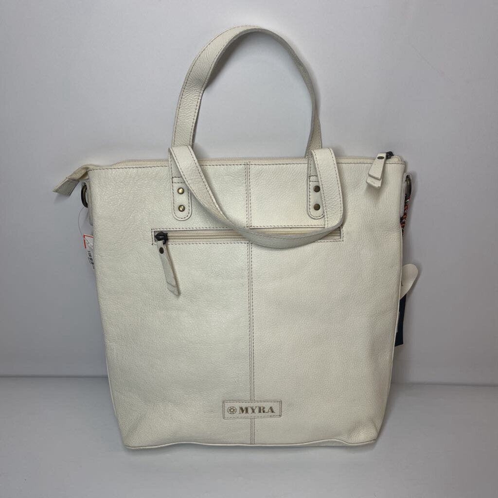 Myra Purses 13Hx13Lx3D White/Blue