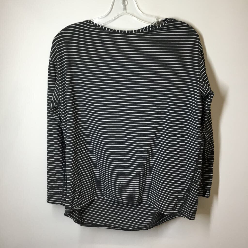Lululemon Athletic Tops M Gray/White
