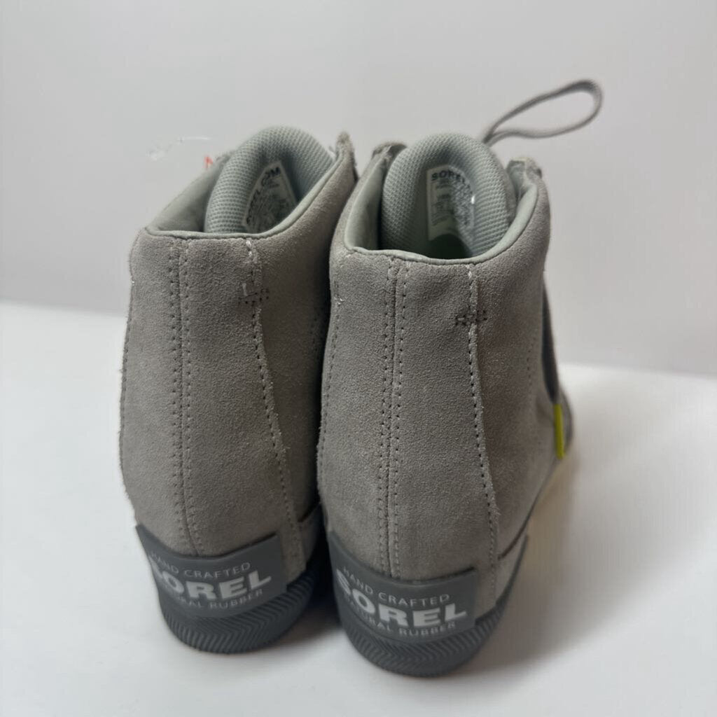 Sorel Shoes 7.5 Grey/White