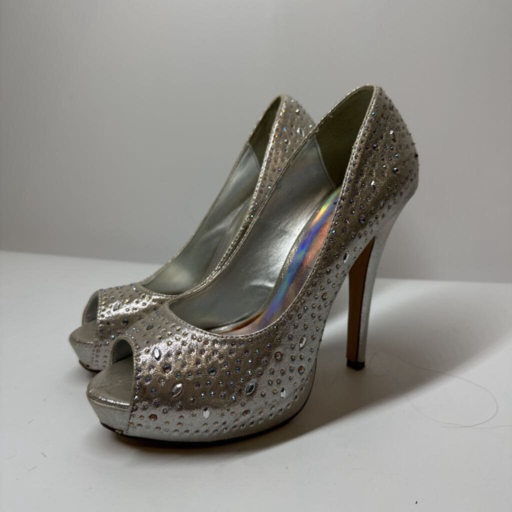 Shoes 9.5 Silver/Sparkle
