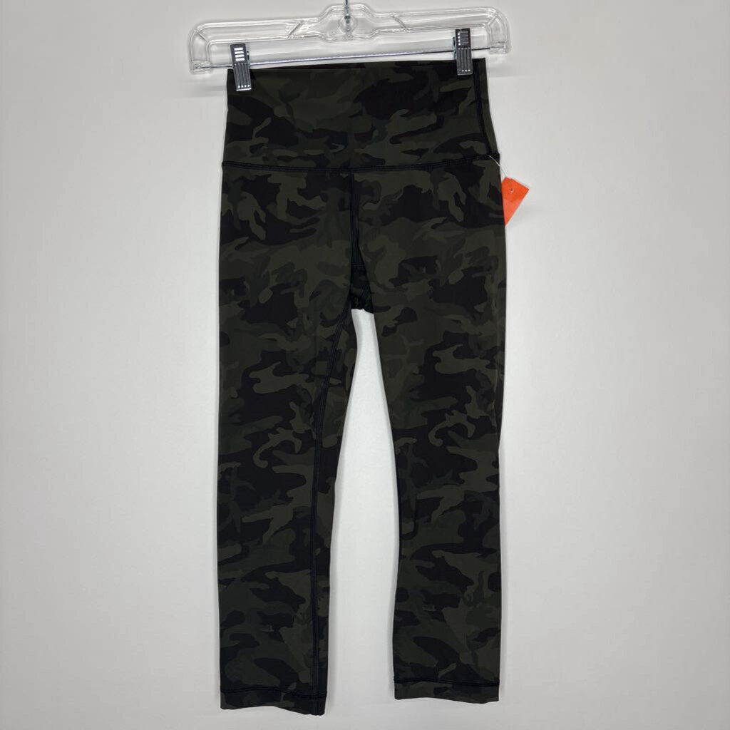 Lululemon Athletic Bottoms S Green Camo