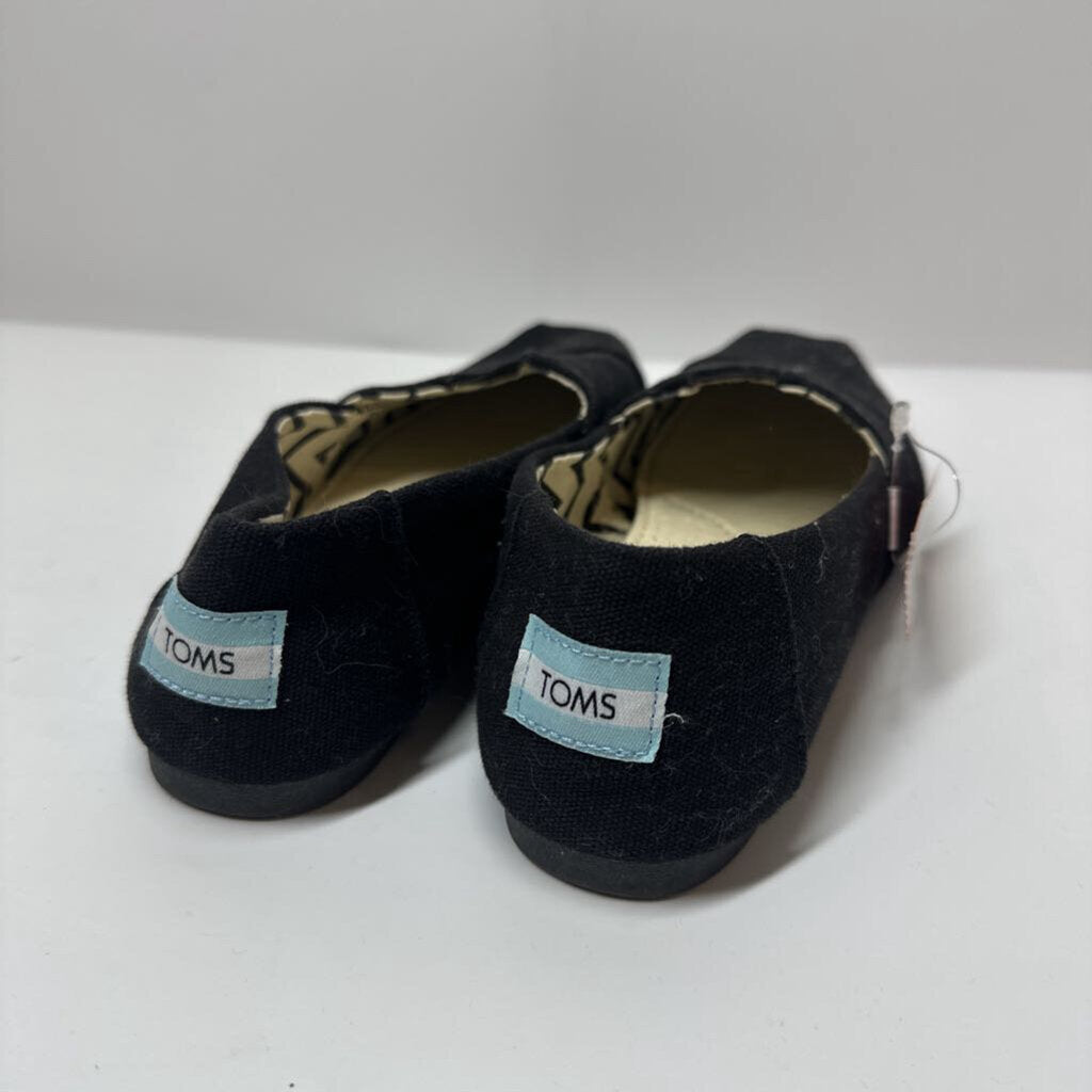 Toms Shoes 6.5 Black