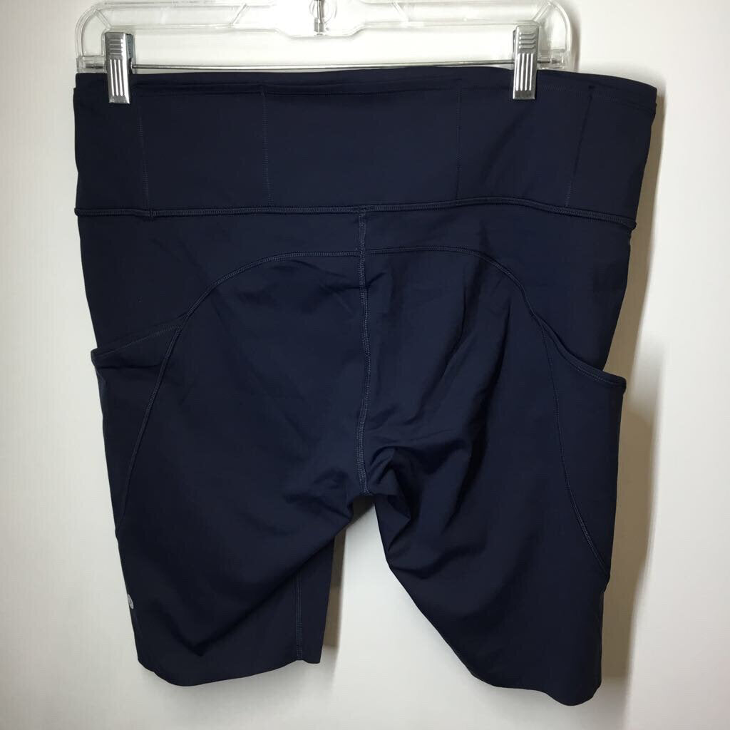 Lululemon Athletic Bottoms 14/L Blue