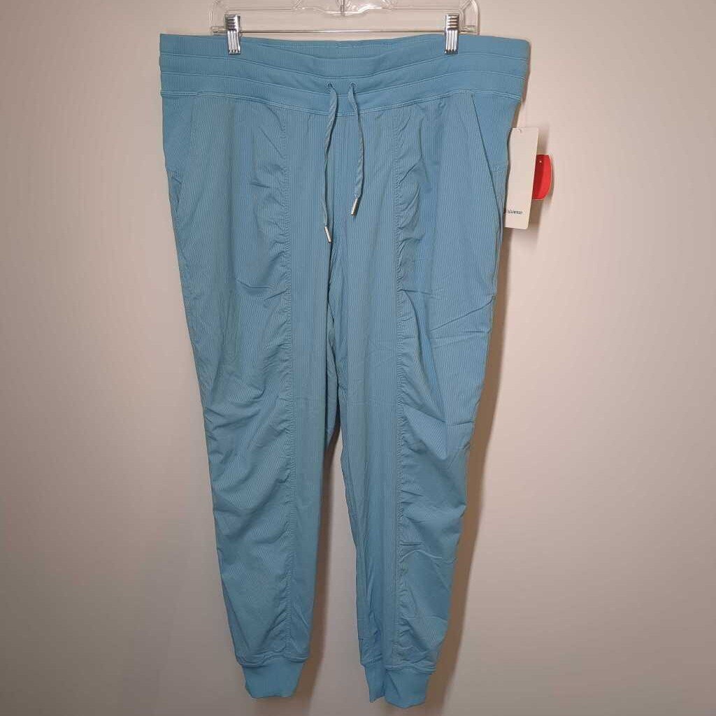 Lululemon Athletic Bottoms 16(XL) Light Blue